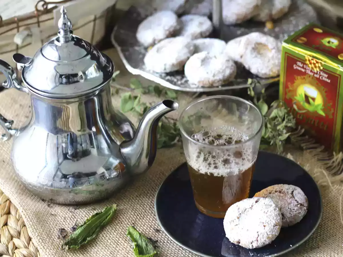 Cómo preparar el auténtico té marroquí con hierbabuena - foto 6