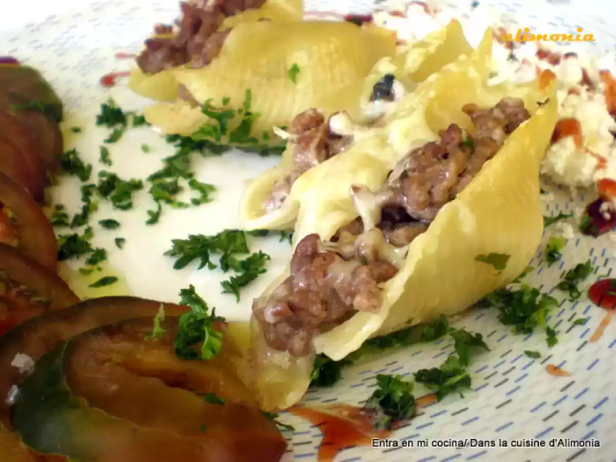 Conchas de pasta rellenas / Coquilles de pâte farcies