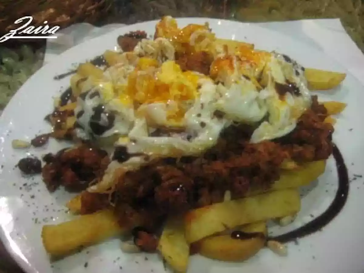 Concurso recetas extremeñas, Extrema Calidad: Huevos rotos con morcilla patatera picante