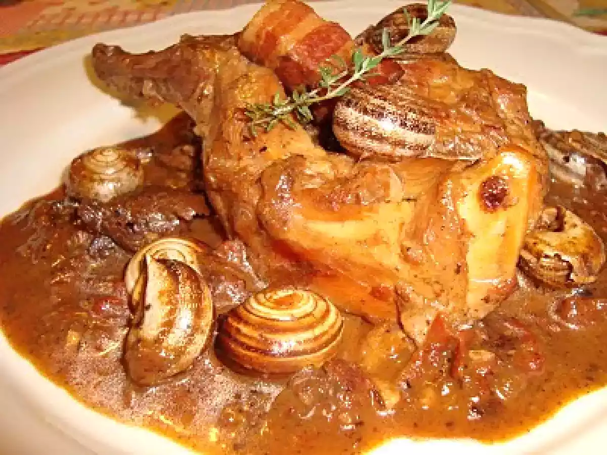 Conejo con caracoles - foto 2