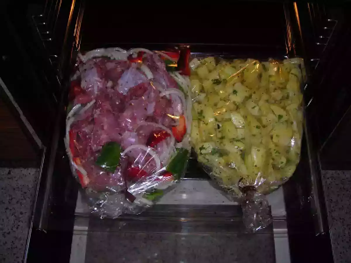 Conejo con papas, con salsa de higos. Cocinado en bolsa. - foto 7