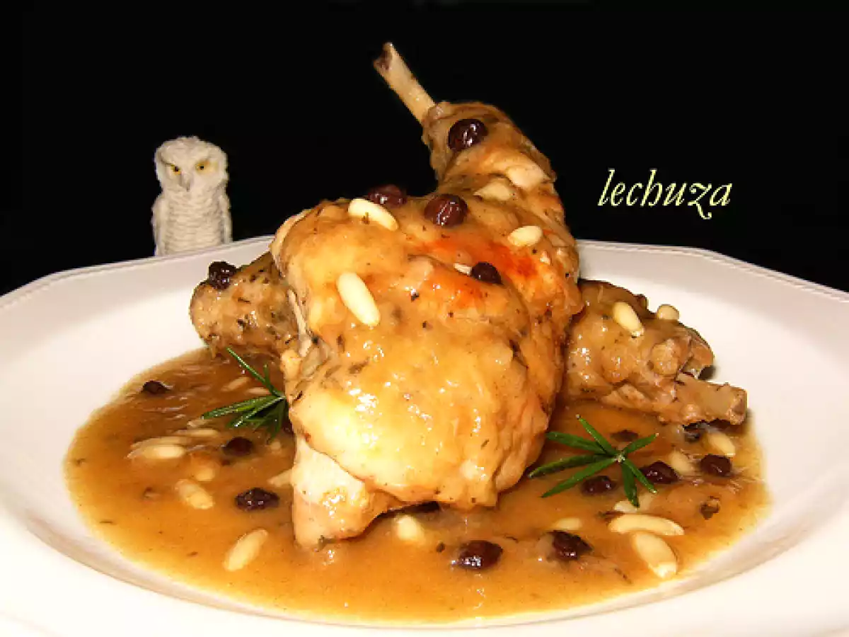 Conejo con pasas y piñones de pedrajas - foto 2