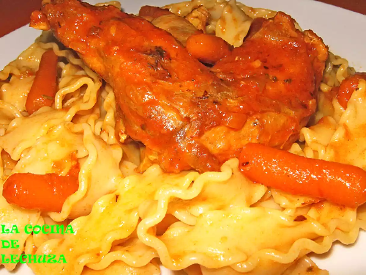 Conejo con pasta mafaldine