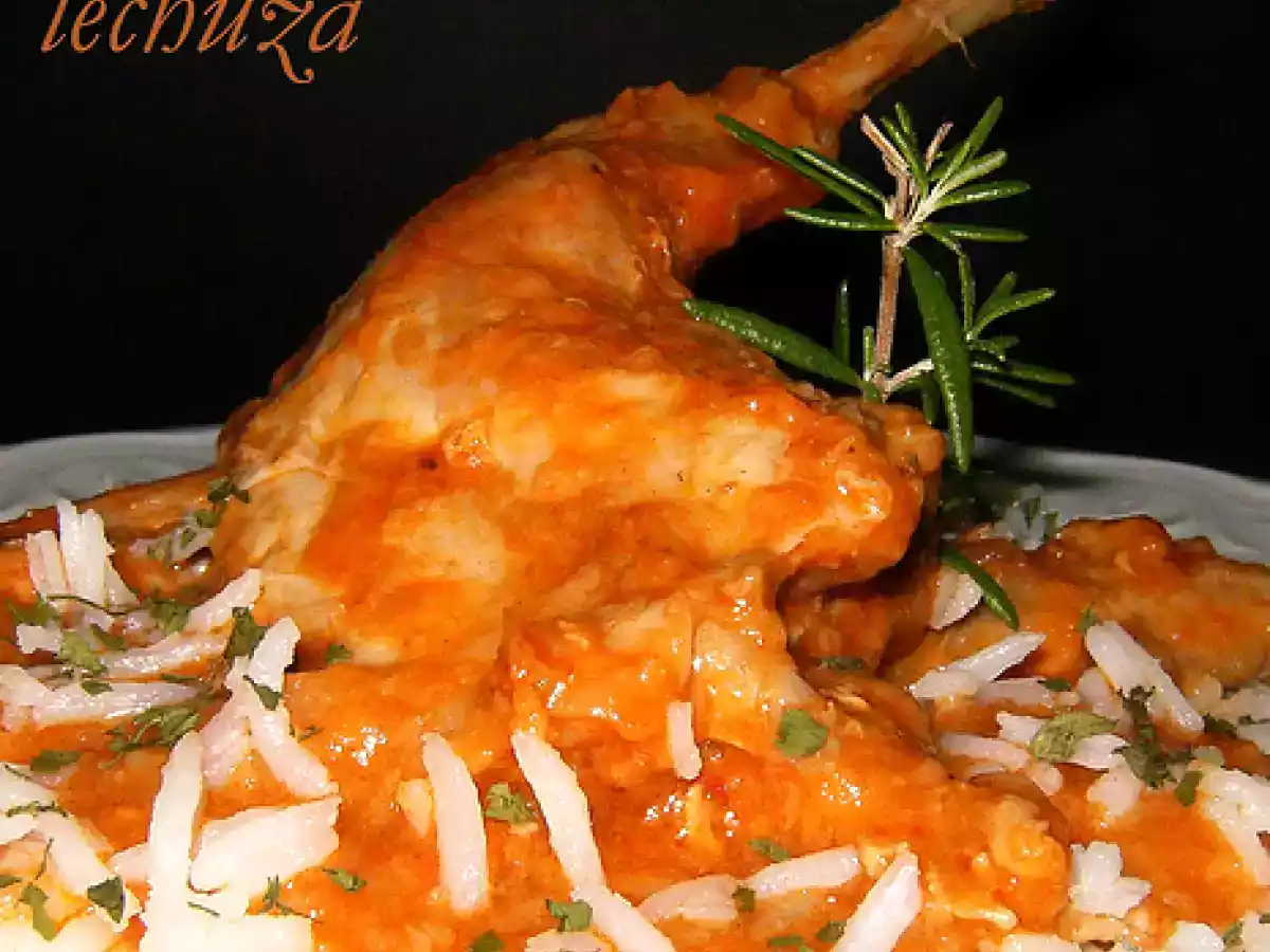 Conejo con tomate y arroz basmati