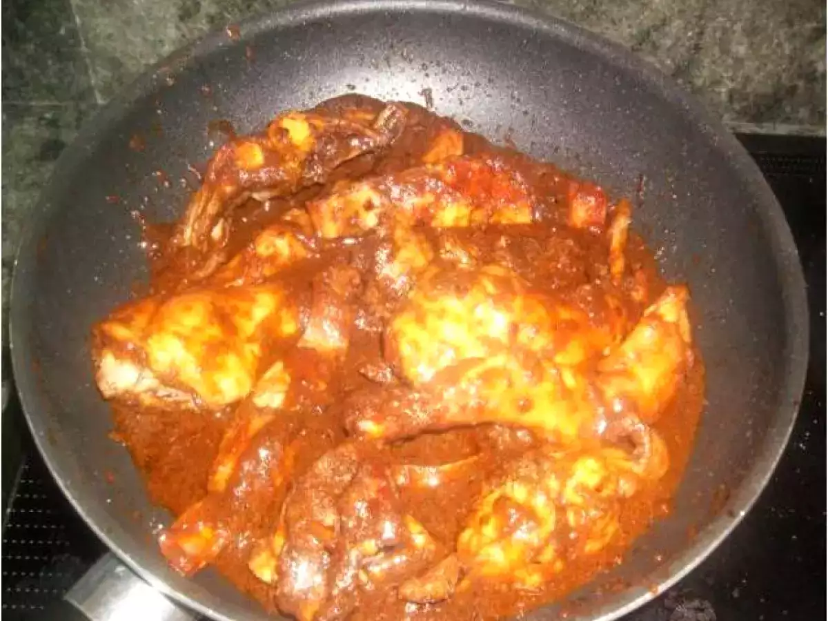 CONEJO EN SALSA - foto 2