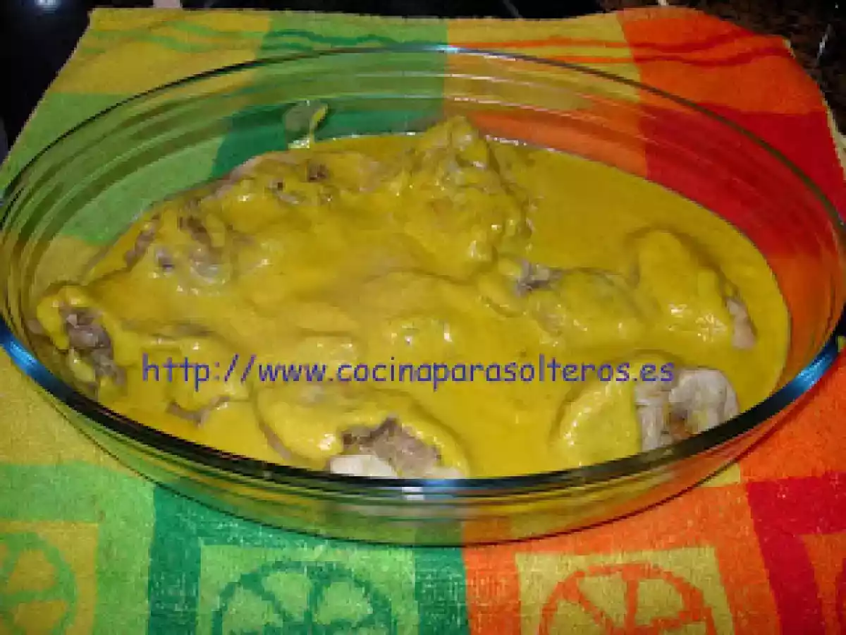 CONEJO EN SALSA DE CERVEZA Y ALMENDRAS