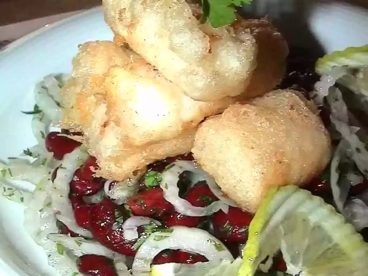 Congrio en Tempura con Ensalada de Alubias Rojas