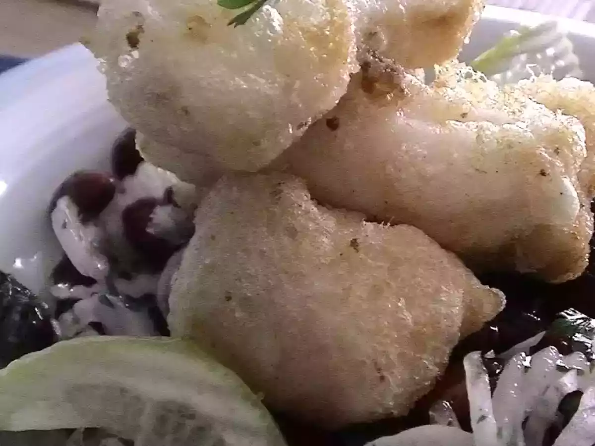Congrio en Tempura con Ensalada de Alubias Rojas - foto 2