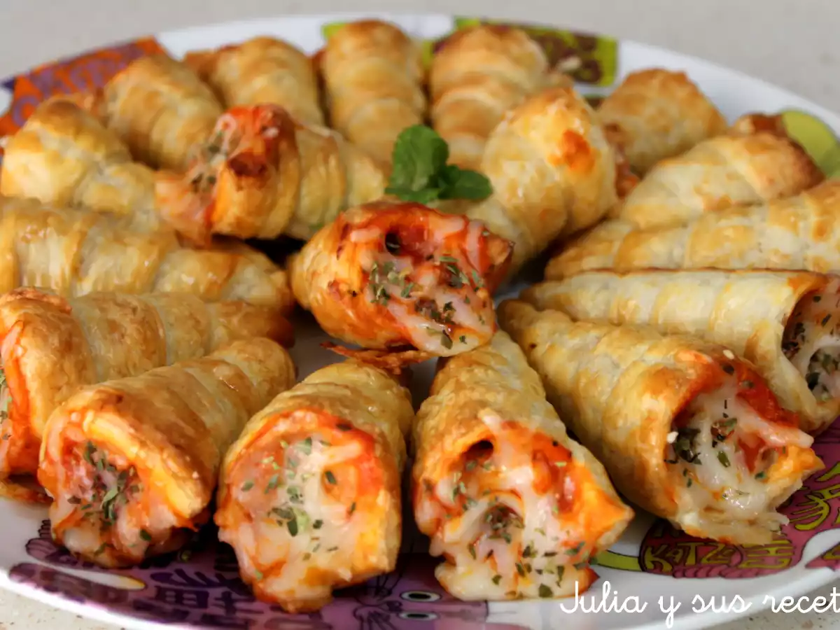 Conos pizza de hojaldre