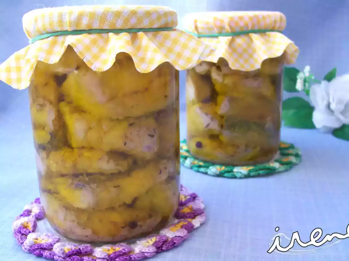 Conserva de caballa en escabeche