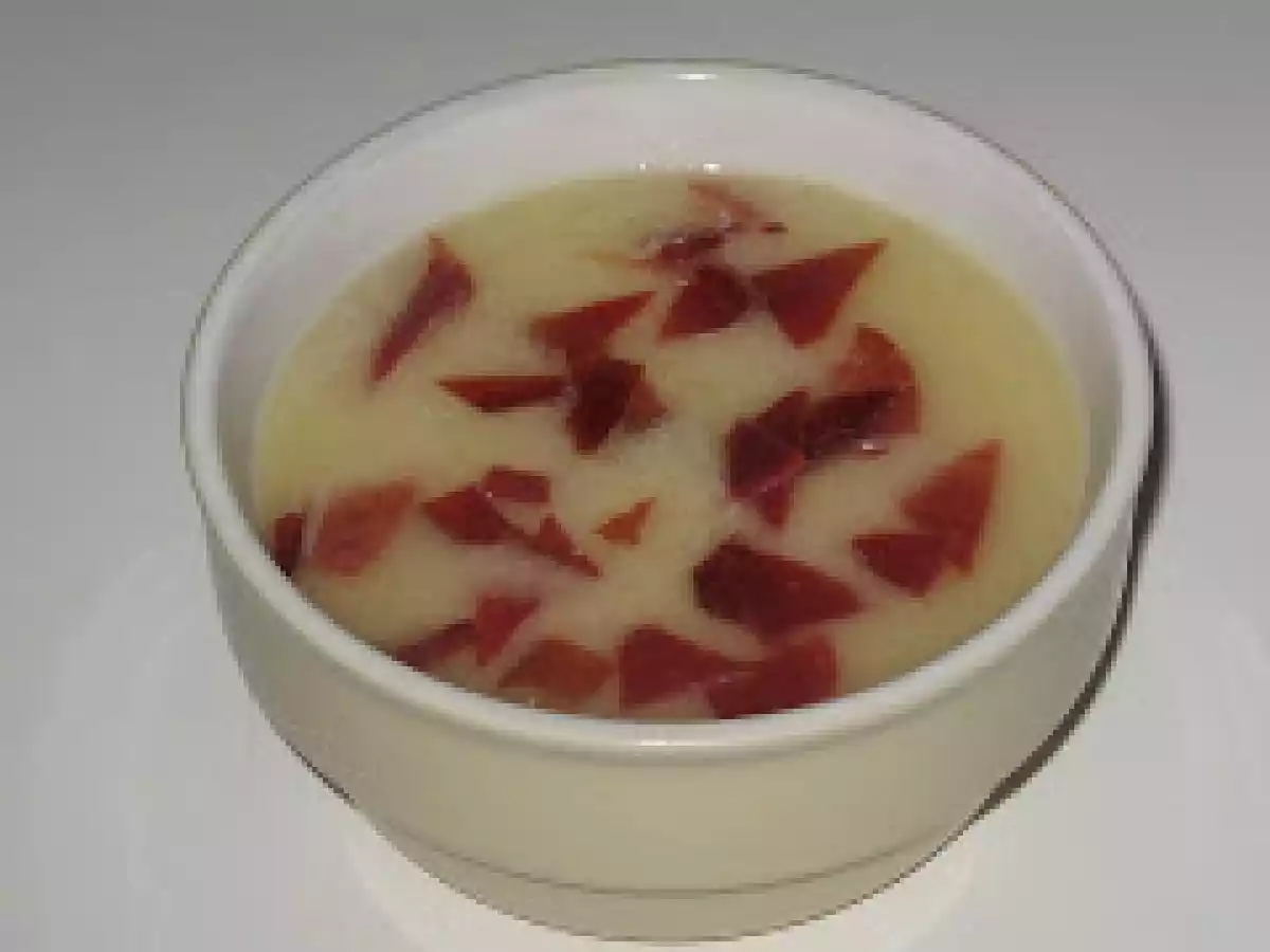 CONSOMÉ FRÍO DE MELÓN