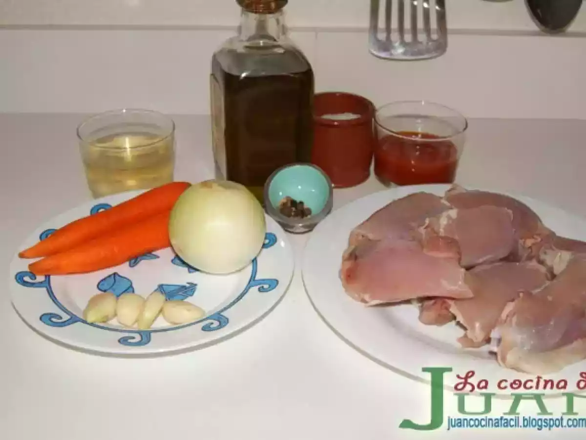 Contramuslos de pollo en salsa