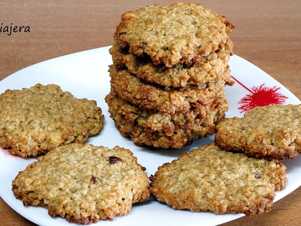Cookies de avena, coco, plátano y avellanas