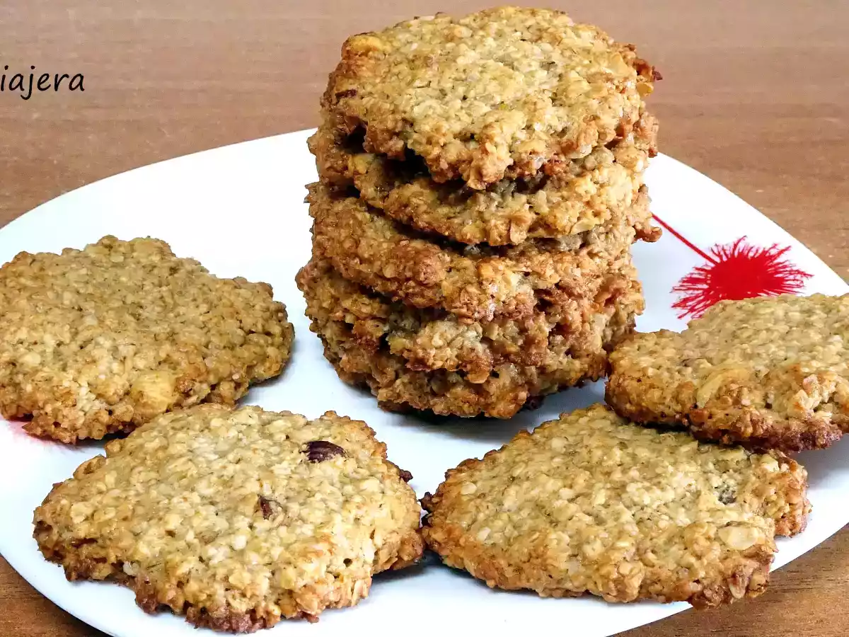 Cookies de avena, coco, plátano y avellanas
