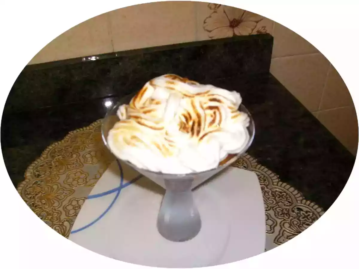 COPA DE FRUTAS Y HELADO