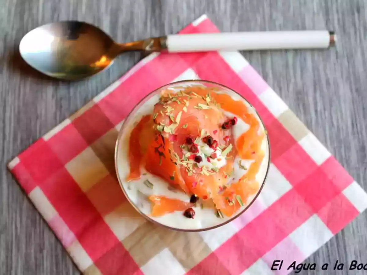 Copitas de dos salmones y palta - foto 3