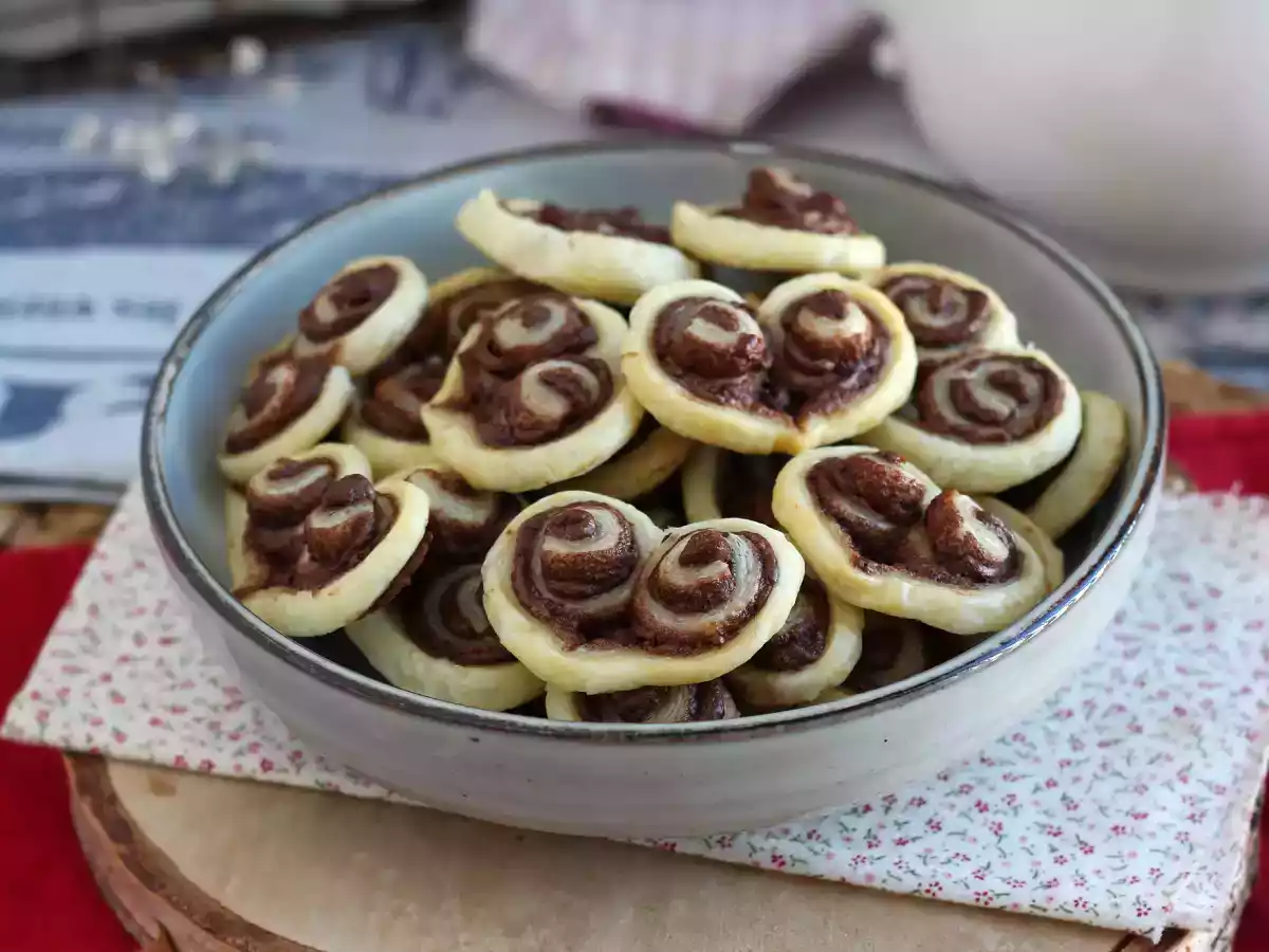 Corazones de hojaldre con Nutella para San Valentin