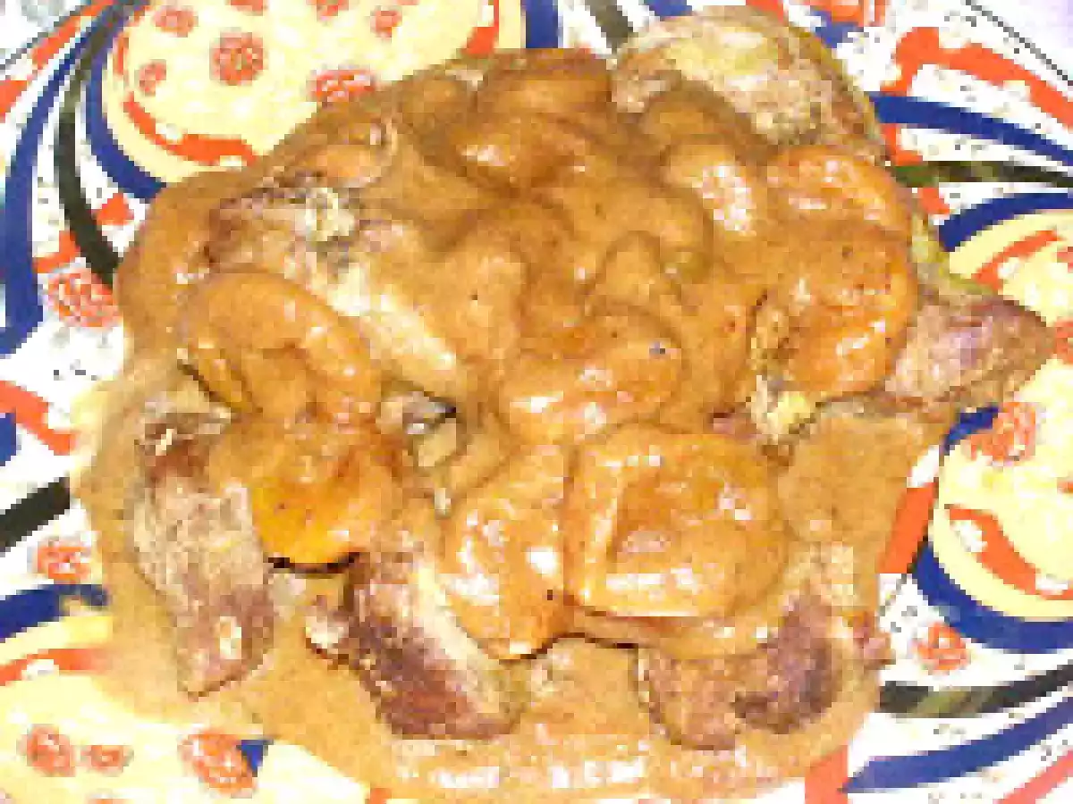 Cordero con salsa de datiles y orejones