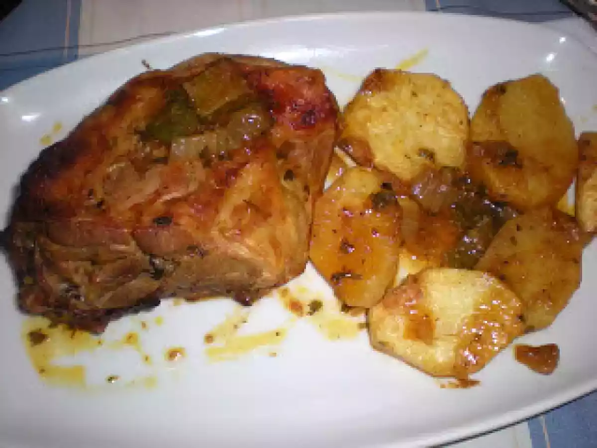 Cordero guisado al horno con patatas panaderas - foto 2