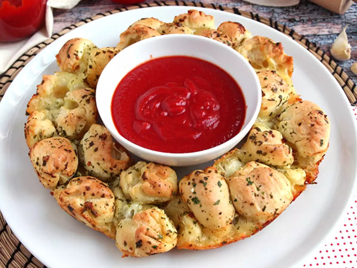 Corona pizza rellena de mozzarella - foto 2