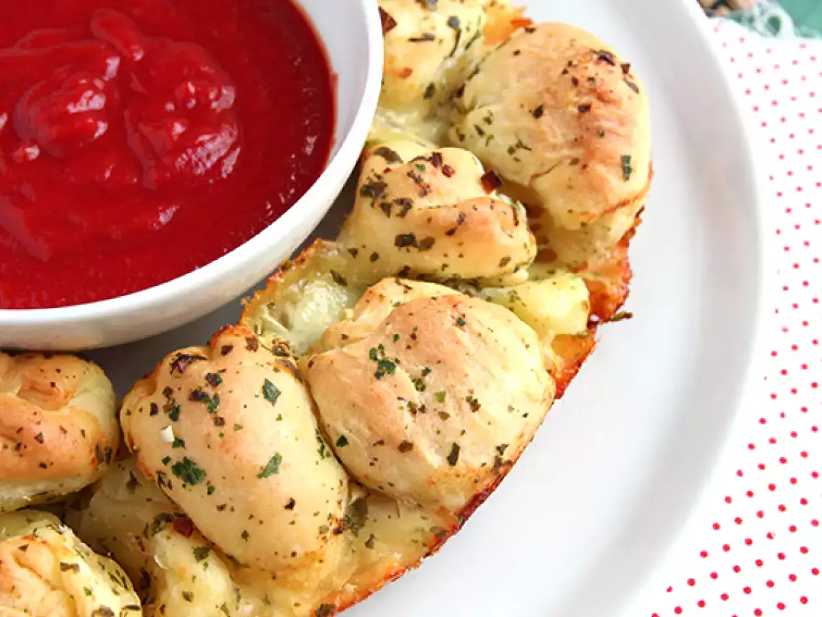 Corona pizza rellena de mozzarella - foto 4