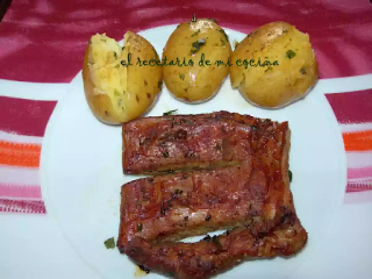 COSTILLA ASADA CON PATATAS AL CHIMICHURRI