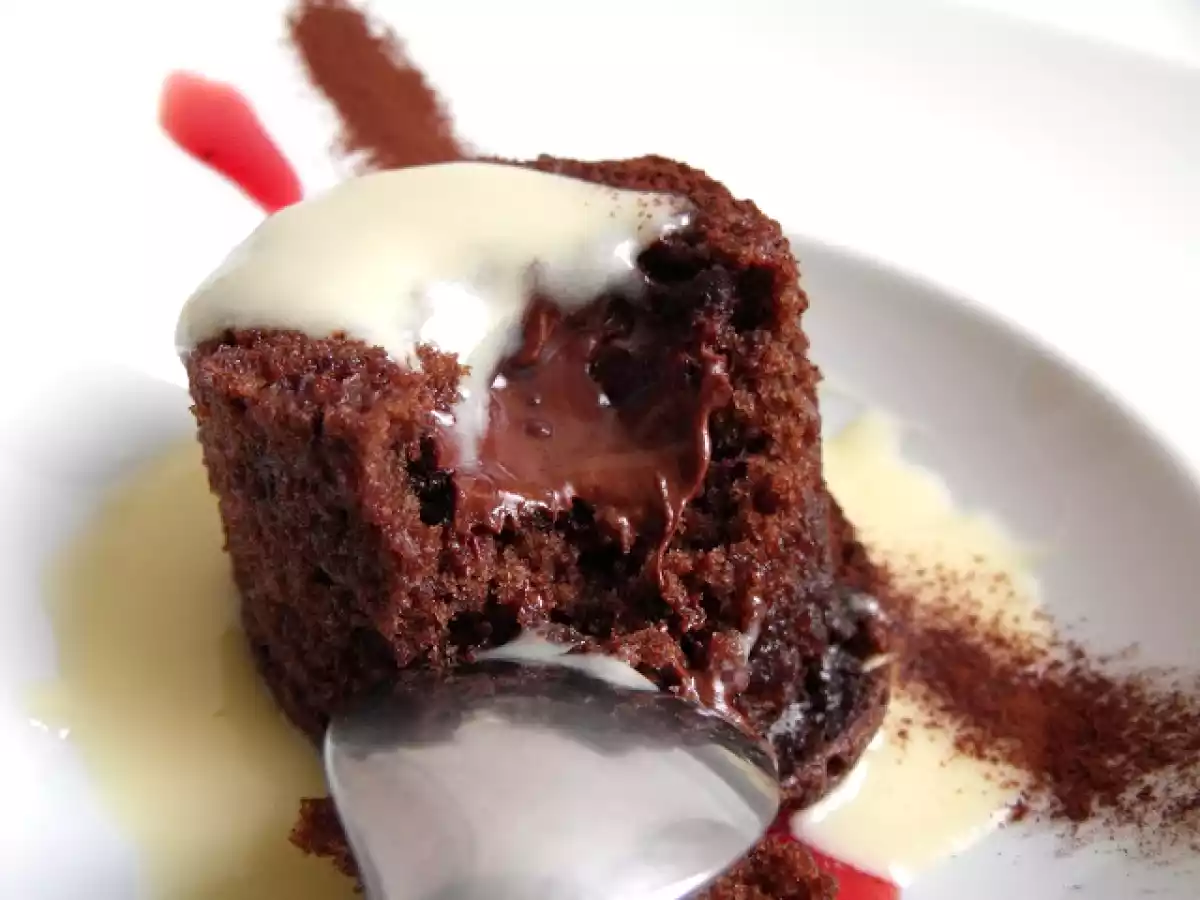 Coulant de chocolate con chocolate blanco