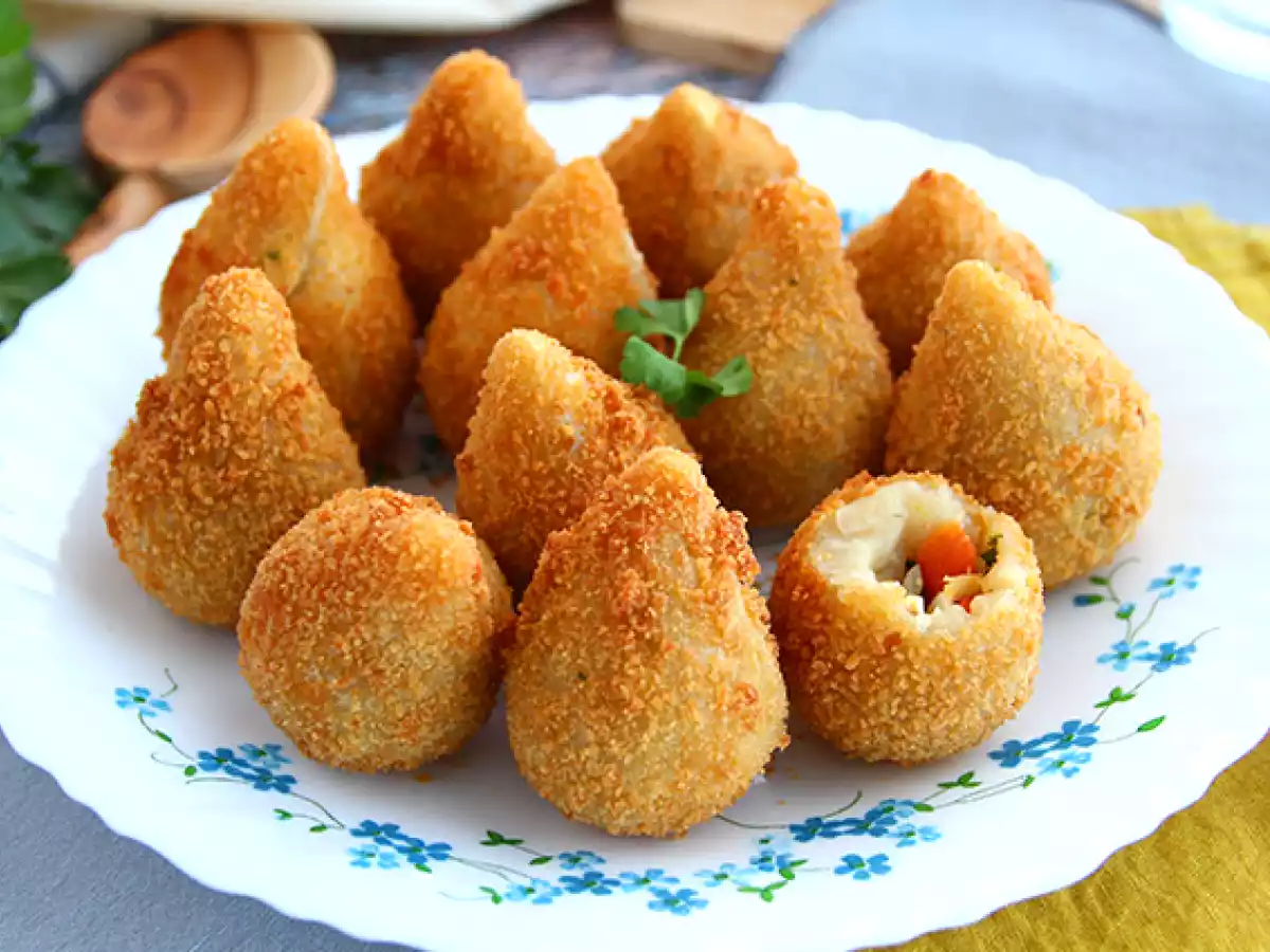 Coxinhas brasileñas (rellenas de pollo) - foto 4