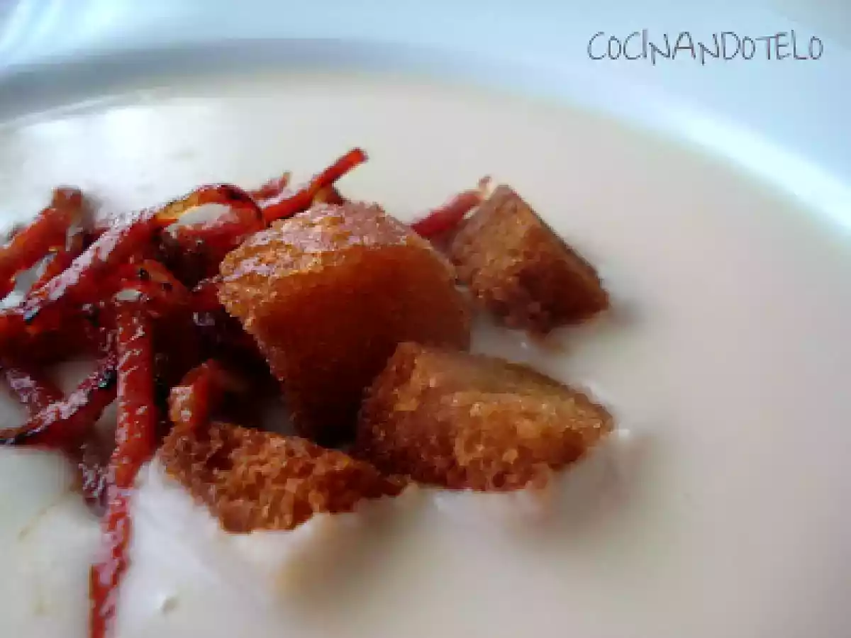 Crema de alubias con chorizo y picatostes - foto 3