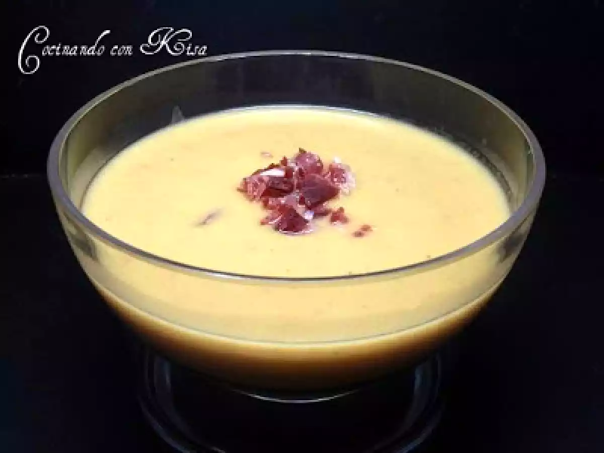 Crema de calabacin y jamón serrano (thermomix)