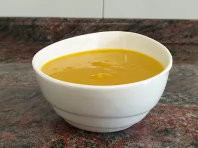 Crema de calabaza asada al curry