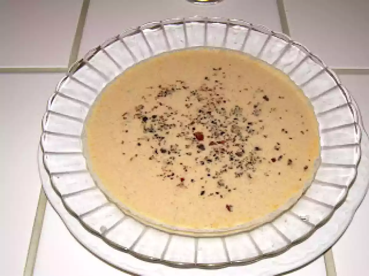 Crema de champiñones con polvo de beicon