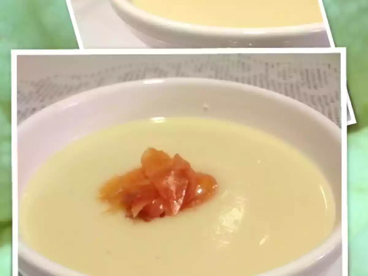 CREMA DE COLIFLOR CON SALMÓN