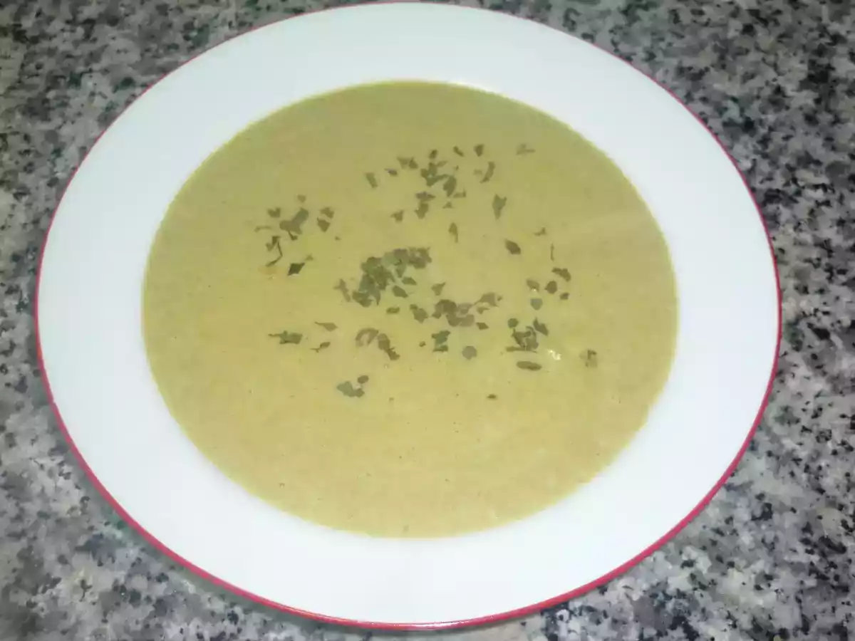 Crema de Espárragos Verdes