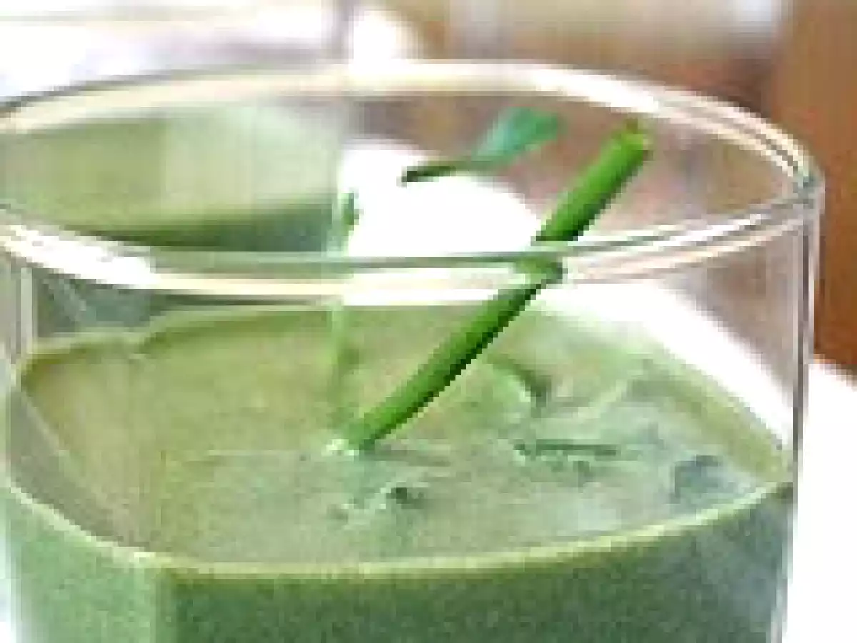 Crema de espinacas con albahaca y mascarpone