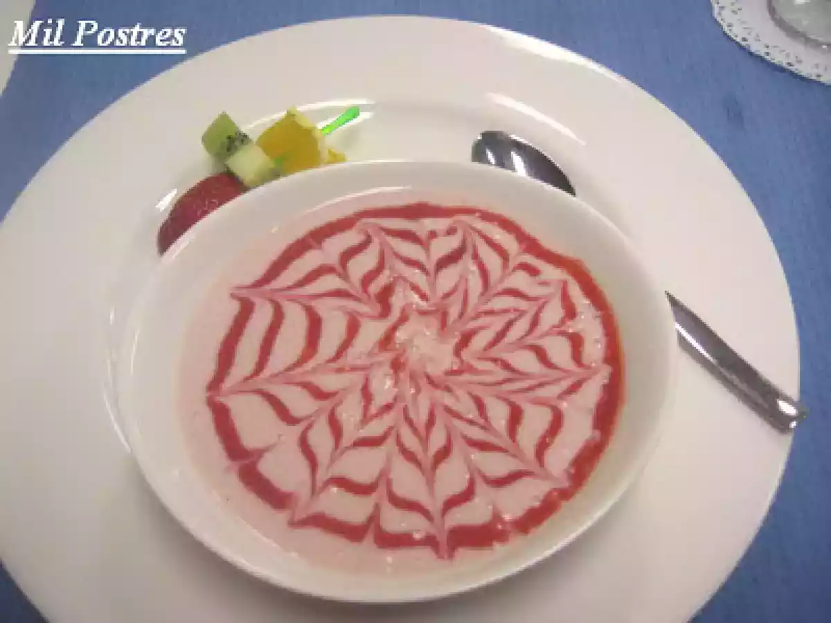 Crema de fresas, plátanos y yogur