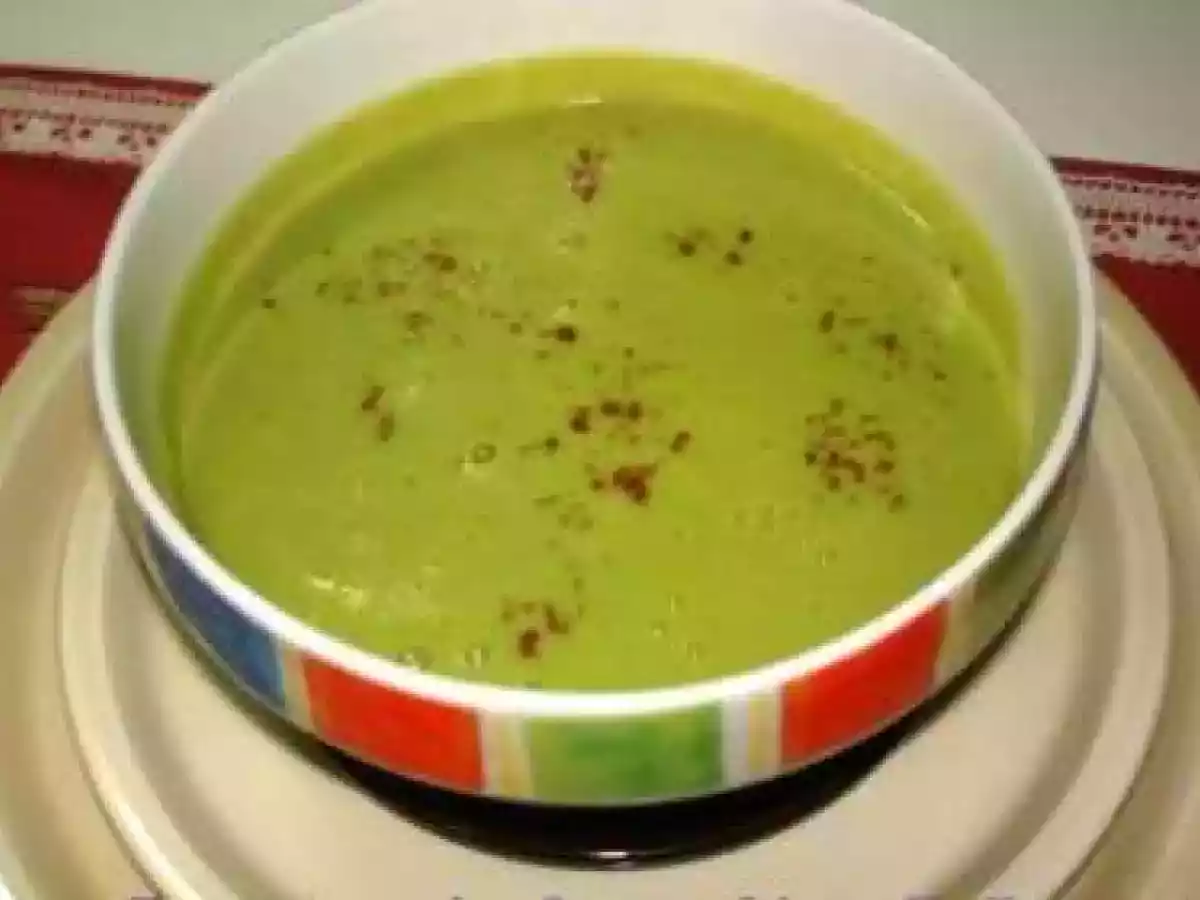CREMA DE GUISANTES, LECHUGA Y PUERROS DE CASA CLAUDIA