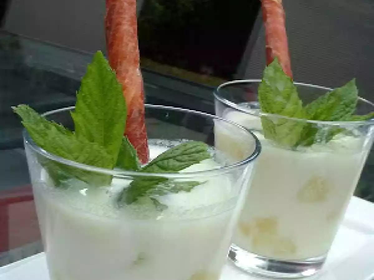 Crema de Melón y Yoghurt con Crujiente de Jamón Serrano - foto 2