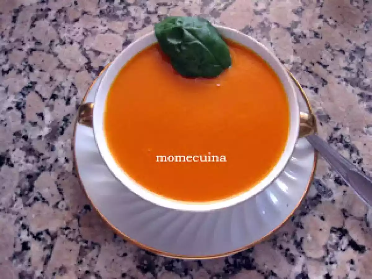 Crema de tomates de pera
