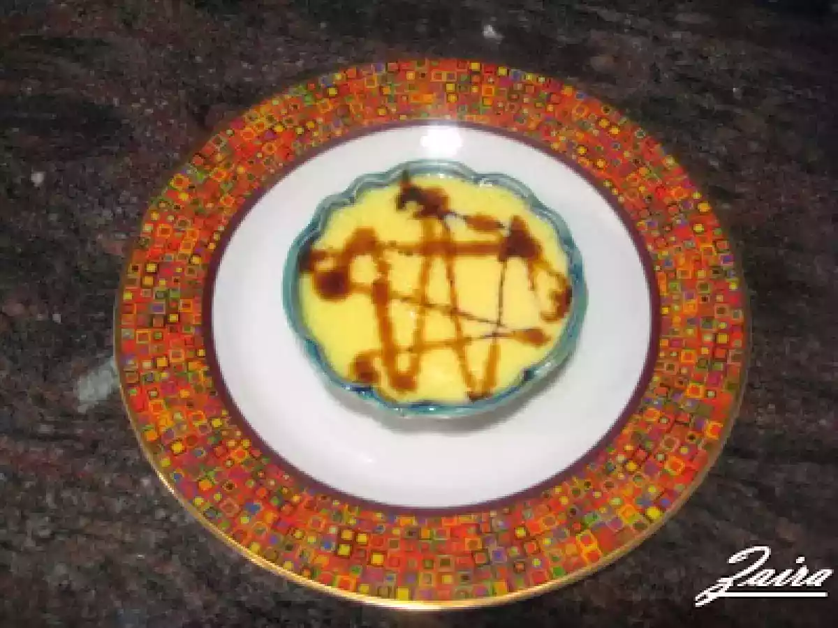 Crema de vainilla y salsa de caramelo