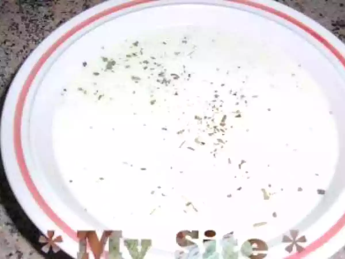 CREMA FRIA DE PEPINO Y YOGURT