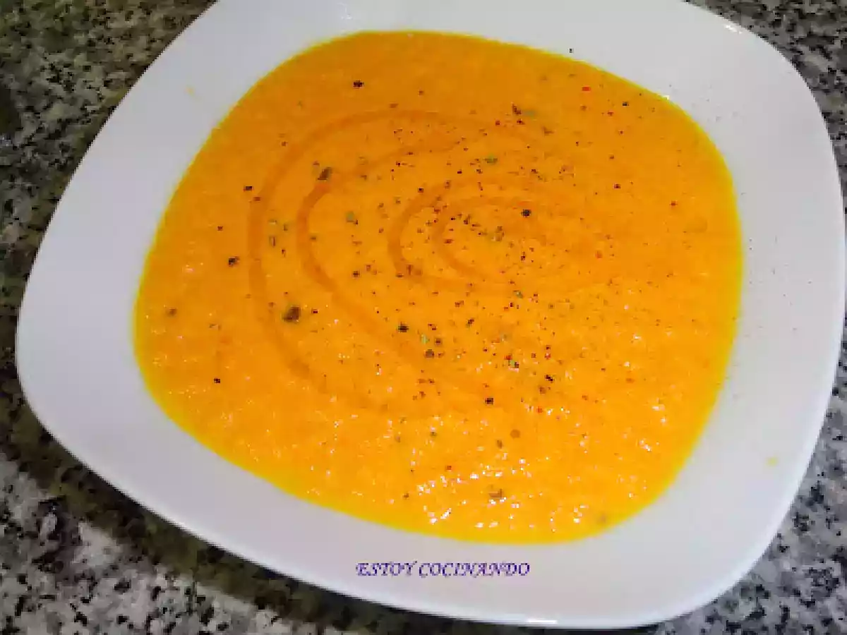 Crema fría de zanahoria y naranja
