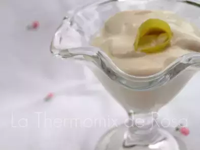 Crema helada de limón