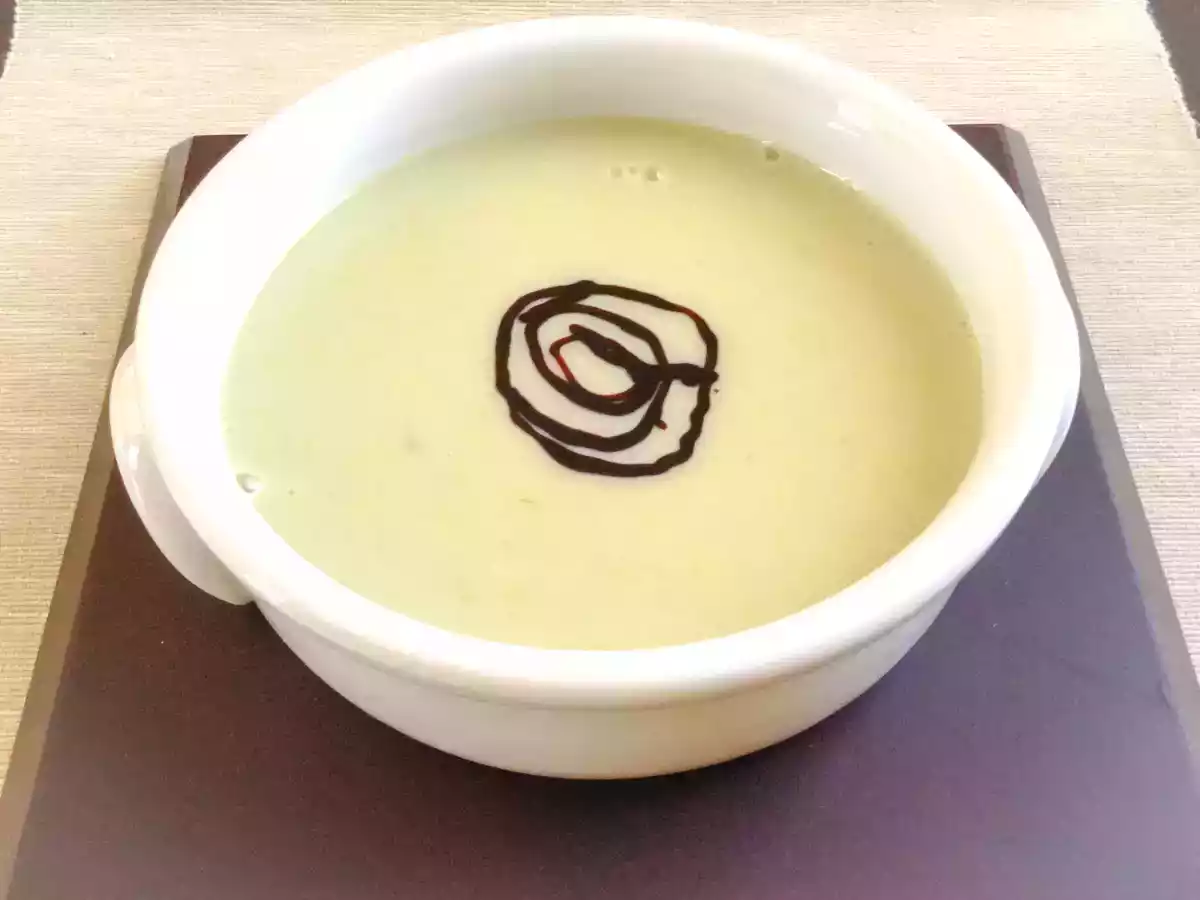 Crema ligera de puerro y patata