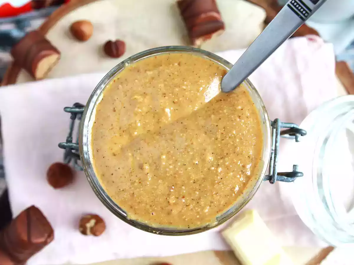 Crema sabor Kinder bueno para untar – sólo 2 ingredientes - foto 2