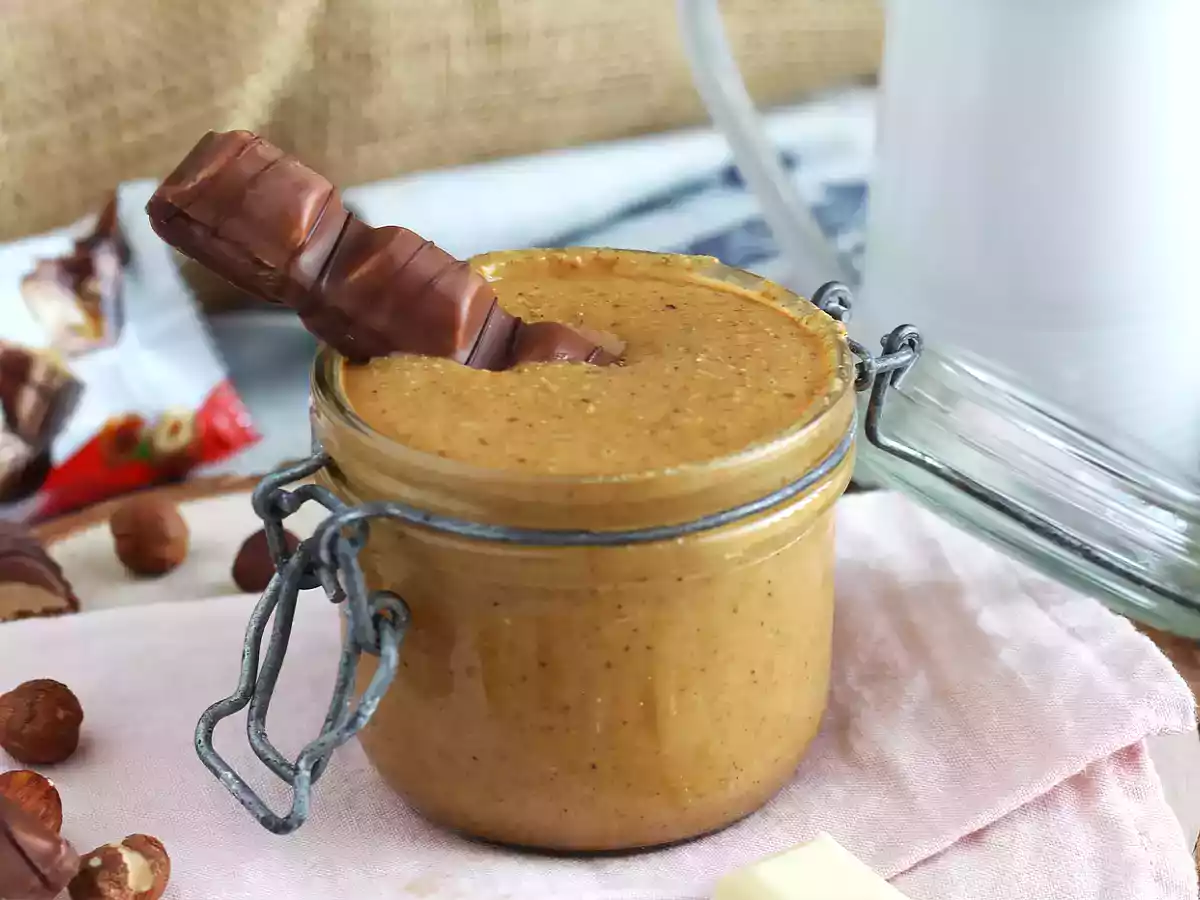 Crema sabor Kinder bueno para untar – sólo 2 ingredientes - foto 3