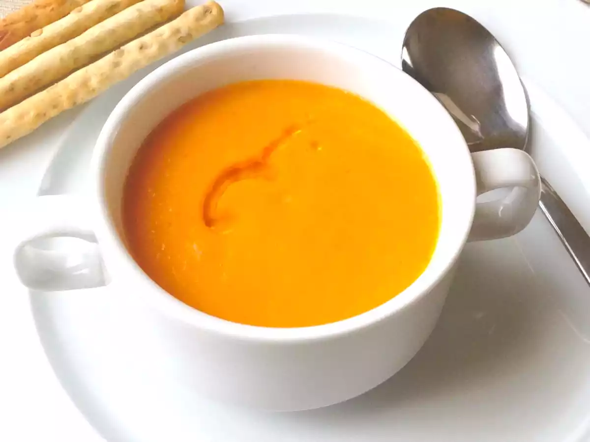 Crema suave de zanahoria y naranja