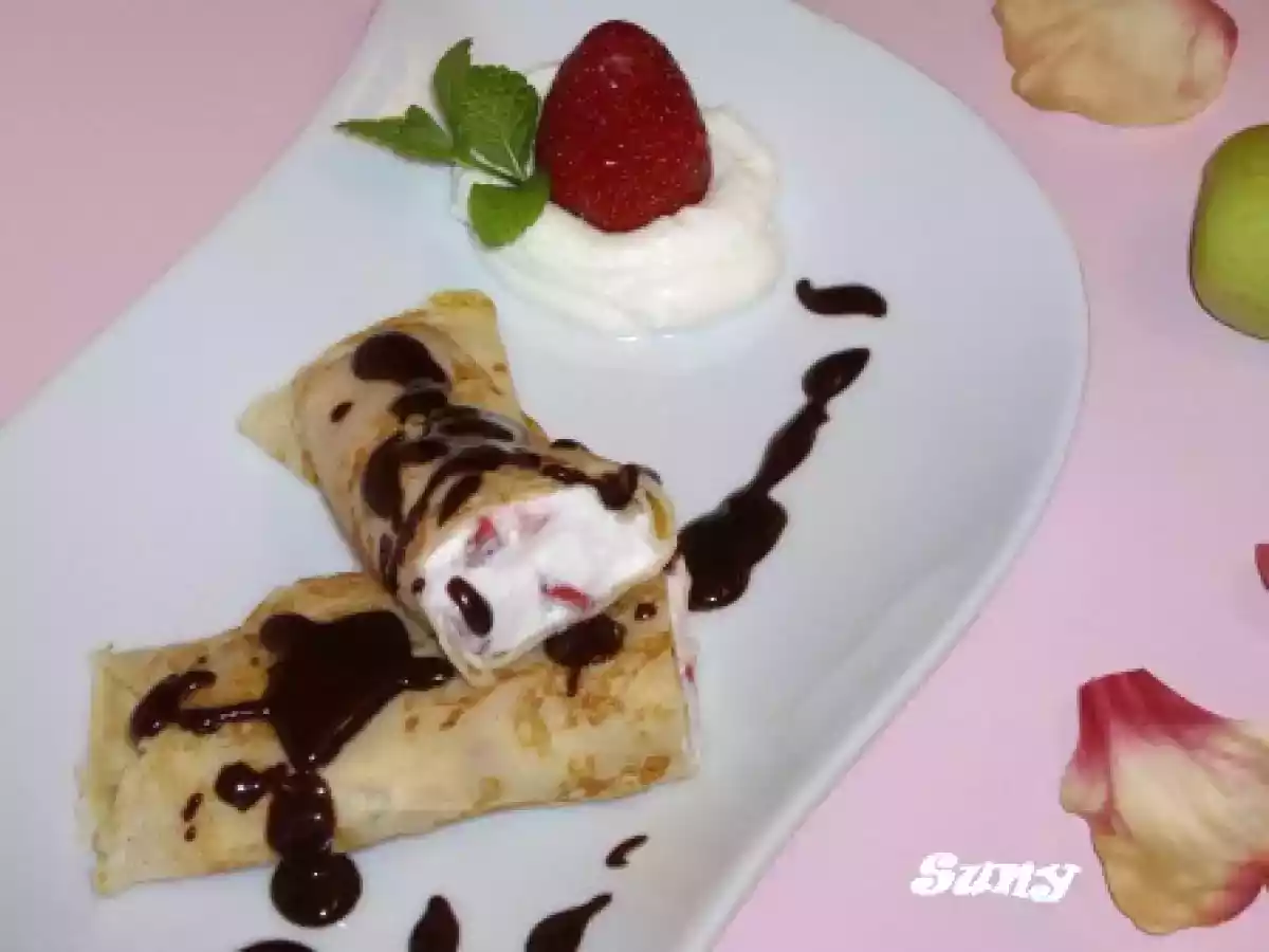 CRÊPES CON NATA FRESAS Y CHOCOLATE - foto 5