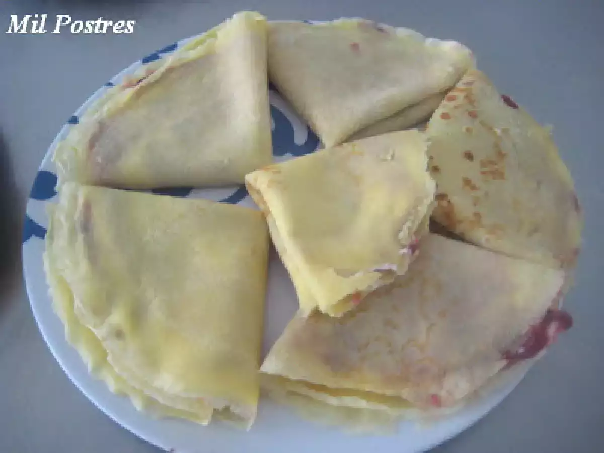 Crepes con queso fresco y mermelada de cerezas - foto 2