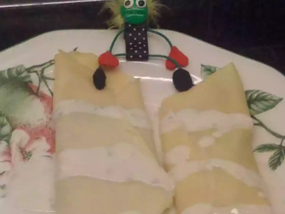 Crepes de Anchoas y champiñones con salsa roquefort - foto 9